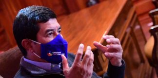 Crédito es para reactivar economía estatal por medio de derrama de obra pública: Javier Corral