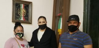 Apoya alcaldesa de Casas Grandes con construcción de barda a familia afectada