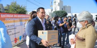 Arranca presidente municipal Cruz Pérez Cuellar y presidenta del DIF la entrega de apoyos alimentarios