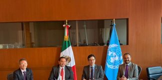 Firma alcalde Acuerdo de Contribución entre el Municipio de Juárez y ONU-Habitat