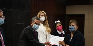 Reconoce Secretaría de Salud a personal de enfermería de las unidades médicas estatales