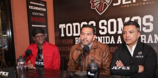 Alcalde de Ciudad Juárez da la bienvenida a jugadores de Jefes Profootball