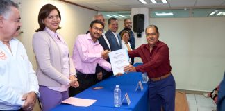 Entrega Estado bonos de Día del Maestro y de recuperación a docentes y personal administrativo pensionado y jubilado