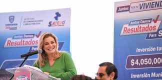 Entrega Maru Campos rehabilitación de 43 km de caminos y 54 viviendas en Satevó