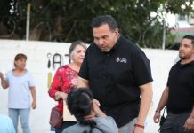 Entrega Pérez Cuéllar parque rehabilitado en Infonavit Casas Grandes