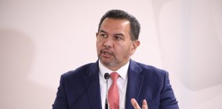 Se seguirá mejorando la Plaza de la Mexicanidad porque es ícono de Juárez: alcalde