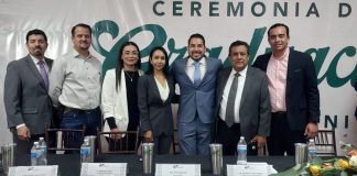 Asiste alcaldesa Ivonne De La Hoya a Ceremonia de Graduación de la UTP