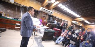 De acuerdo alcalde Cruz Pérez Cuéllar en que se infraccione a quien ingrese de forma indebida a fila de los puentes