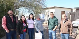 Presidenta Ivonne De La Hoya entrega cenas navideñas y apoyos a familias vulnerables de Ascensión