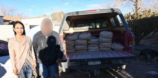 Presidenta Ivonne De La Hoya apoya a familia afectada por incendio y reconoce labor de Bomberos Voluntarios