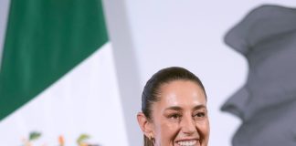 Presidenta Claudia Sheinabum presenta OLINIA, primera armadora mexicana de mini vehículos eléctricos desarrollados en México