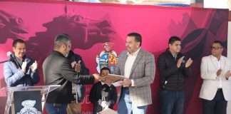 Entrega presidente Cruz Pérez Cuéllar rehabilitación de escuela primaria Juan Álvarez