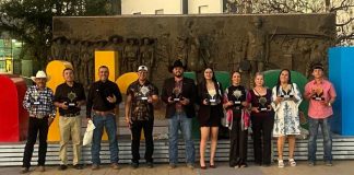 Artesanos de Mata Ortiz se consolidan como orgullo de Chihuahua en entrega de reconocimientos estatal